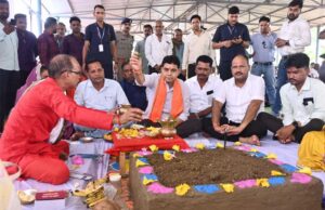 गांवों में खेल और बाल विकास की बुनियादी सुविधाओं का विस्तार सरकार की प्राथमिकता- राजस्व मंत्री टंकराम वर्मा
