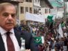 पीओके में हिंसा के बाद बैकफुट पर PML-N, प्रदर्शनकारियों से बातचीत को तैयार शहबाज सरकार