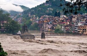 Uttarakhand Weather: उत्तराखंड में भारी बारिश का दौर जारी, आज ऑरेंज अलर्ट; कई जिलों में बिगड़े हालात