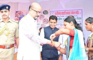 लक्ष्य हासिल करने के लिए जुनून जगाएं और मेहनत करें: राज्यपाल रमेन डेका