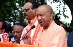 अटल जी का छह दशक का सार्वजनिक जीवन निर्विवाद और निष्कलंक रहाः सीएम योगी