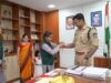 छात्राओं ने तिलक लगाकर राखी बांधी, एसपी ने सुरक्षा के साथ शिक्षा और आत्मविश्वास का दिया संदेश