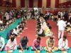 नेवता भोज में दिखी सामाजिक समरसता की मिसाल, एक साथ बैठे बैगा पुजारी, जनप्रतिनिधि और अधिकारी