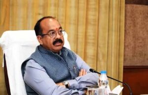 बारिश में खराब सड़कों पर उप मुख्यमंत्री अरुण साव ने जताई नाराजगी, 15 अक्टूबर तक सुधारने के दिए निर्देश