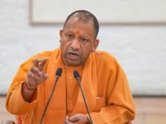 नोएडा के ₹4,000 करोड़ जमीन घोटाले में बड़ा एक्शन, PCS अधिकारी बर्खास्त