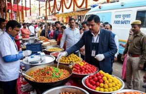 धनबाद में त्योहारों से पहले बड़ा खुलासा, चाट के छोले से लड्डू तक में मिला रासायनिक रंग