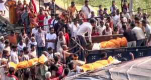 वैशाली नाव हादसा: एक साथ 13 शव देख कलेजा दहल गया, बिना बताए भोज खाने गए बच्चे फिर नहीं लौटे
